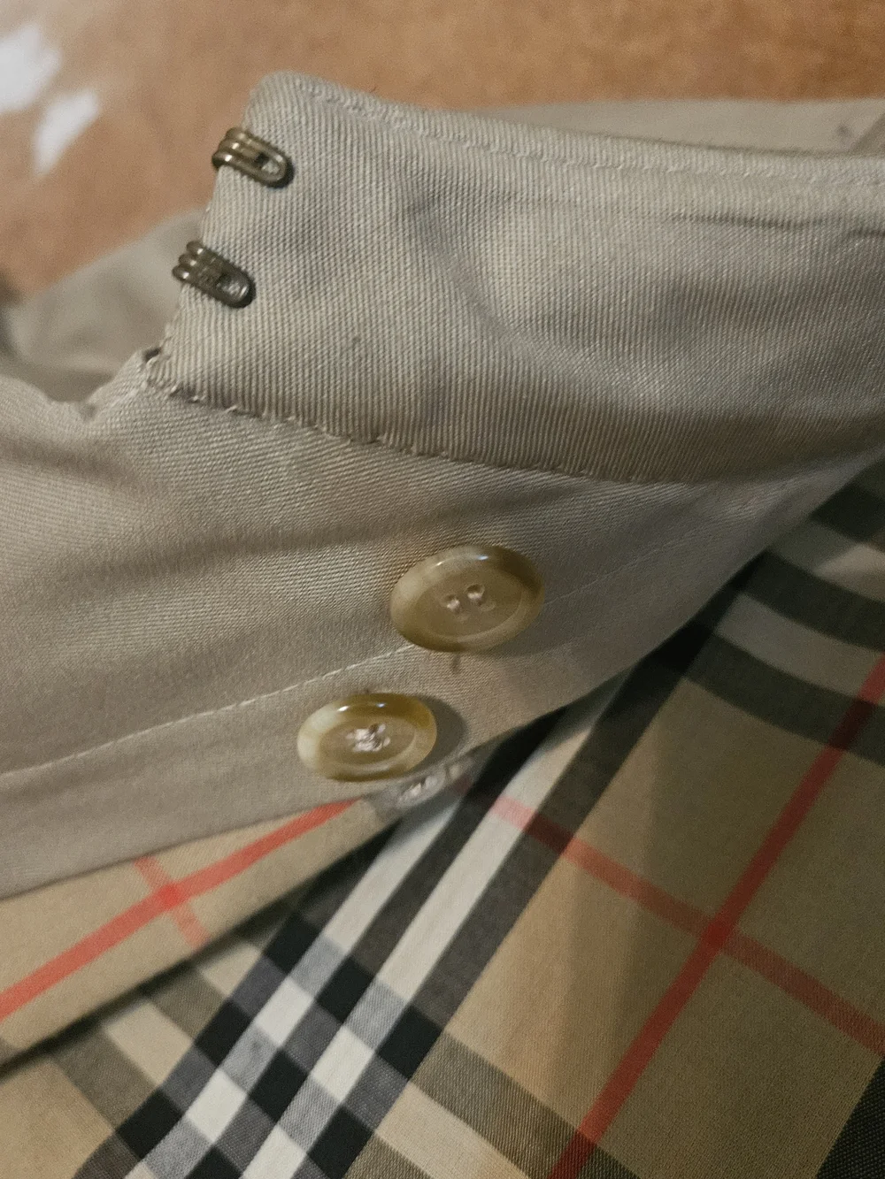 Vintage Burberrys Classic Beige Trench Coat Signature Check Lining Lg/XL Unisex